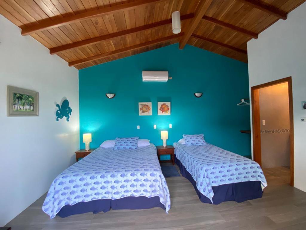 The Isabela Beach House 푸에르토빌라밀 외부 사진