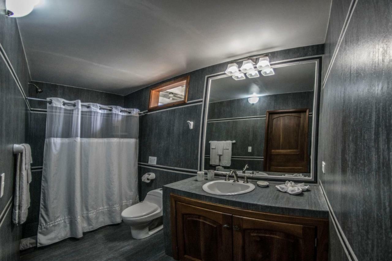 The Isabela Beach House 푸에르토빌라밀 외부 사진
