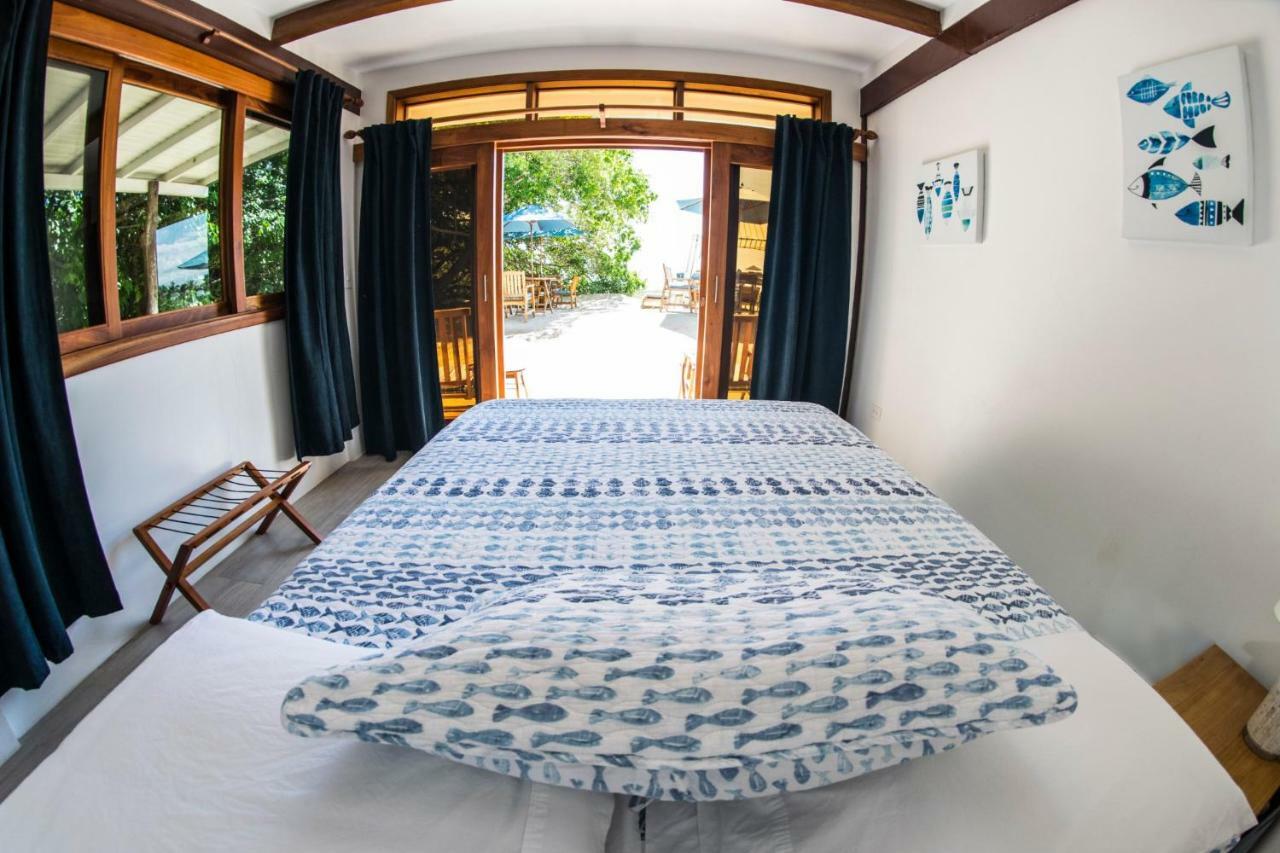 The Isabela Beach House 푸에르토빌라밀 외부 사진